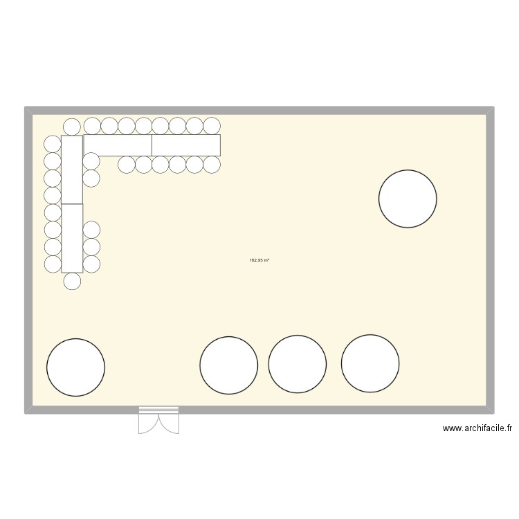 Mariage. Plan de 1 pièce et 163 m2