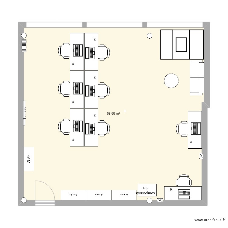 prop3. Plan de 1 pièce et 70 m2