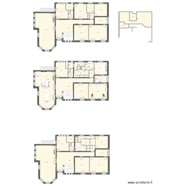 Trogues. Plan de 52 pièces et 804 m2