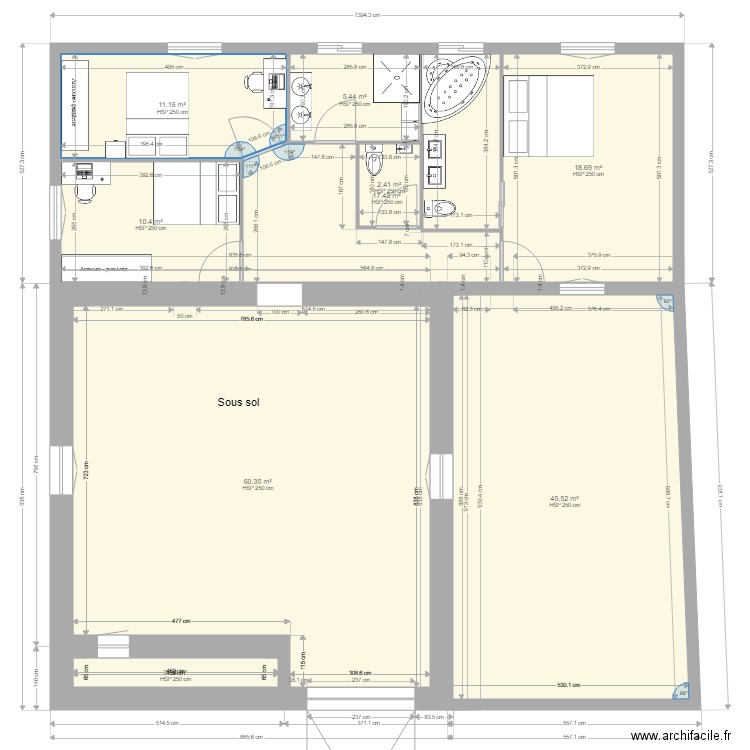 Rez de chaussée  apres 5 metres avec meubles. Plan de 0 pièce et 0 m2