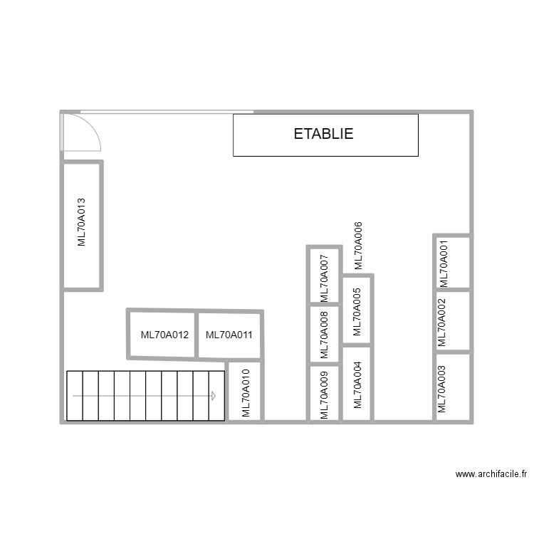 RESERVE. Plan de 12 pièces et 31 m2