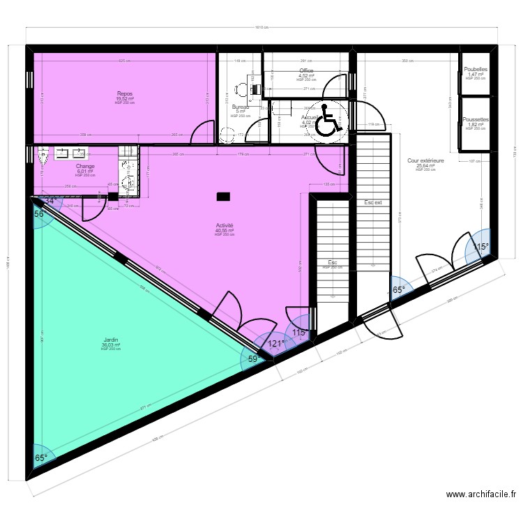 B94CM2CRF projet. Plan de 22 pièces et 239 m2