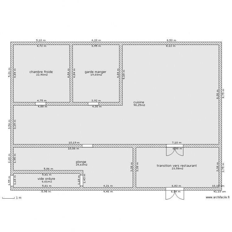 cuisine n°1. Plan de 0 pièce et 0 m2