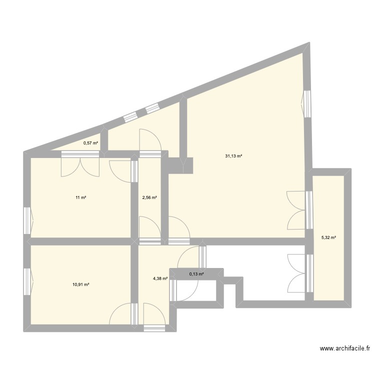 Appart. Plan de 8 pièces et 66 m2