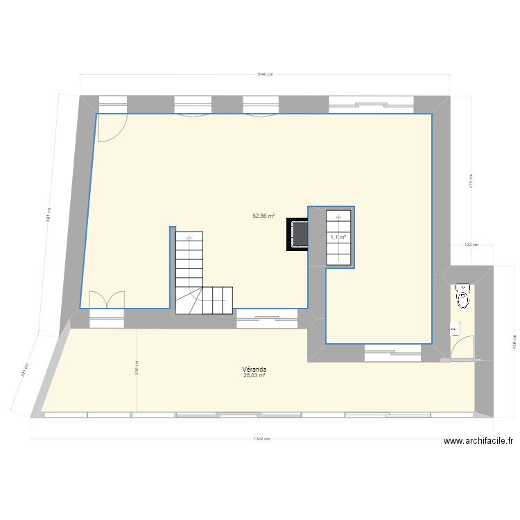 Le Mesnil. Plan de 13 pièces et 192 m2