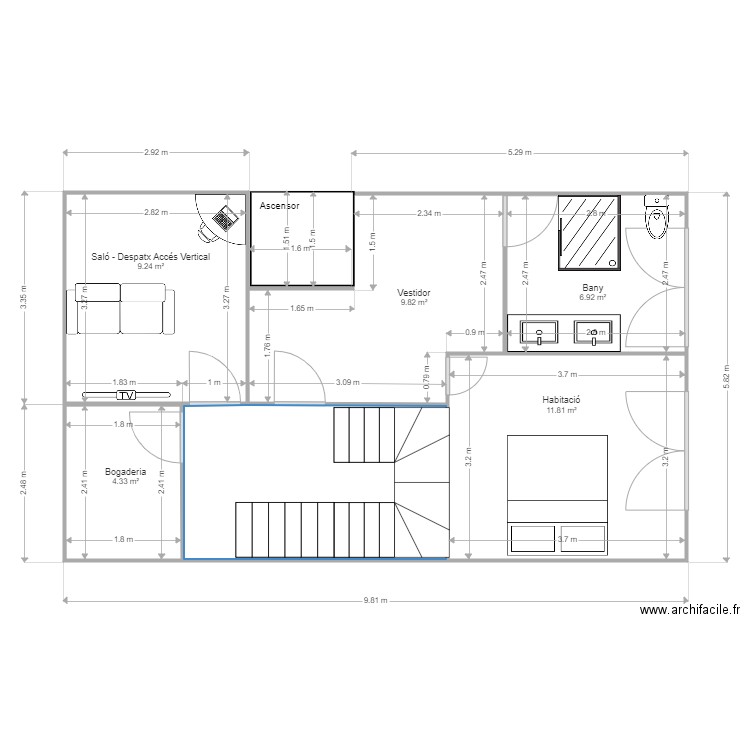 Despatx Accés Vertical. Plan de 6 pièces et 52 m2