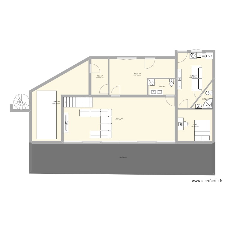 MAISON MARJORAY  RDC SANS COTATION . Plan de 9 pièces et 148 m2