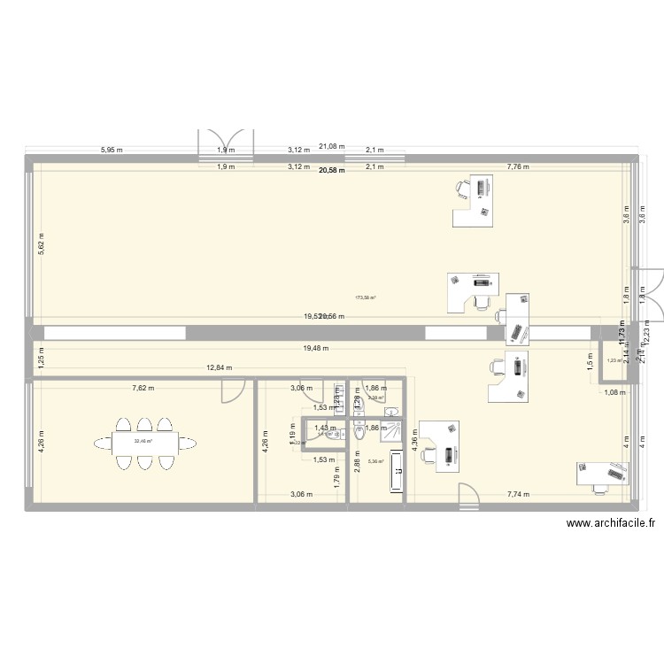 salle expo. Plan de 7 pièces et 228 m2
