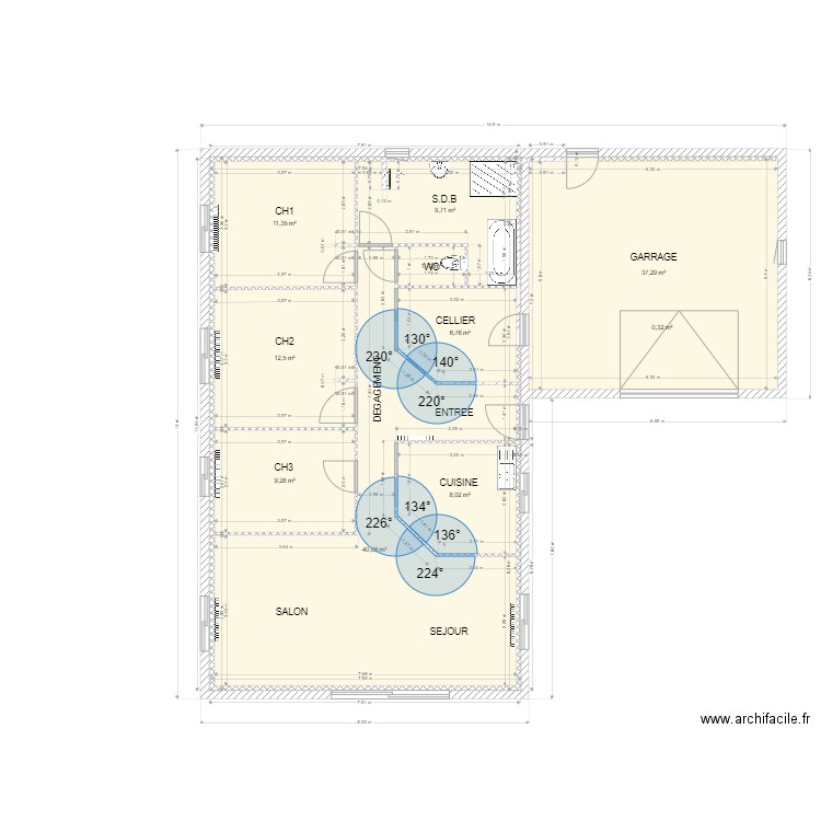 tour du crieu 13. Plan de 10 pièces et 137 m2