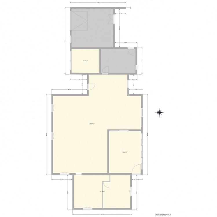 maison et garage. Plan de 0 pièce et 0 m2