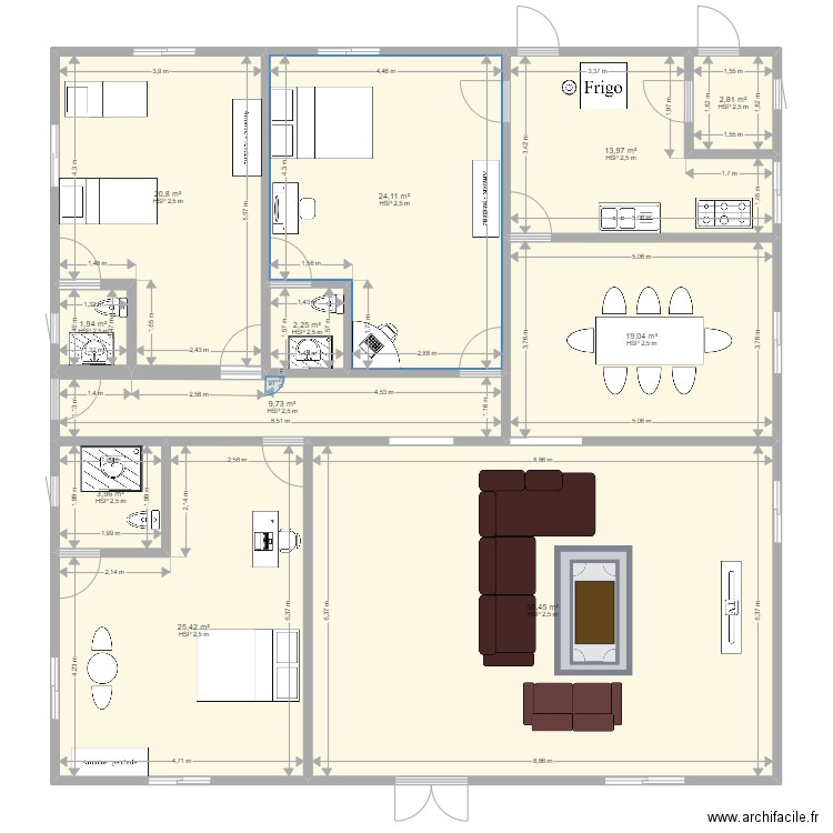 plan de 3 chambres salon avec salle à manger et cuisine . Plan de 11 pièces et 180 m2