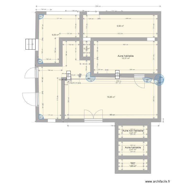 plan maison fil rouge. Plan de 35 pièces et 162 m2