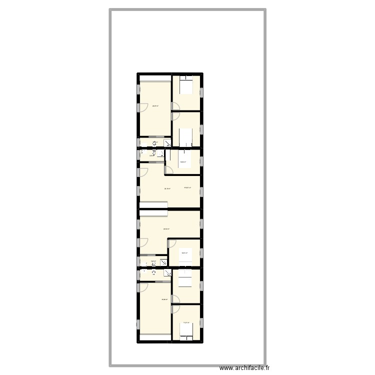 4 t1 de profil. Plan de 12 pièces et 790 m2