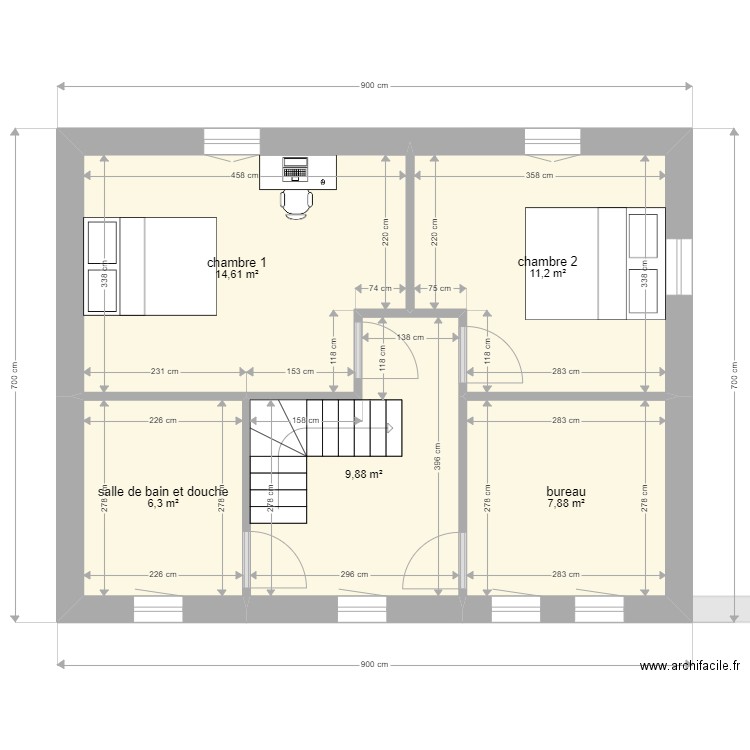 Meunier. Plan de 9 pièces et 100 m2