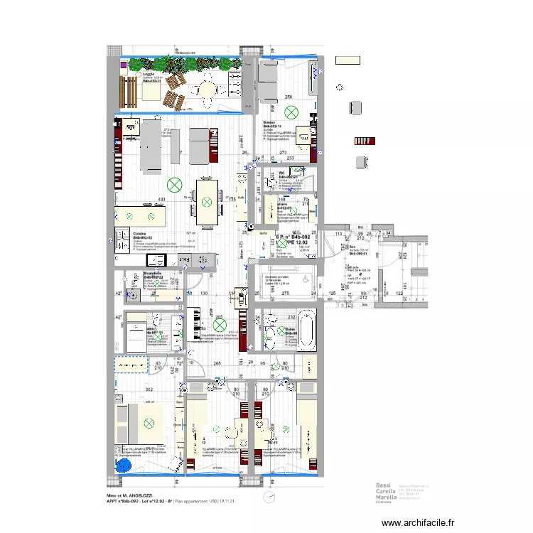 Salon/bureau avec plan. Plan de 