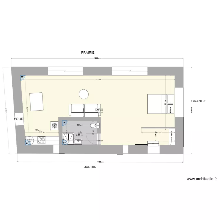 Chais avec sdb cuisine. Plan de 
