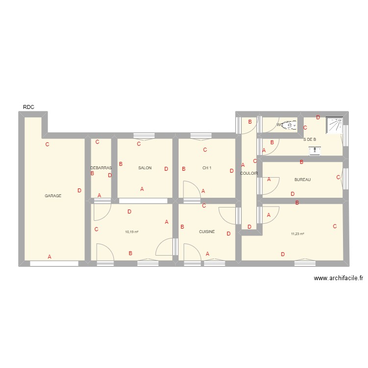 PRIEUR. Plan de 11 pièces et 79 m2