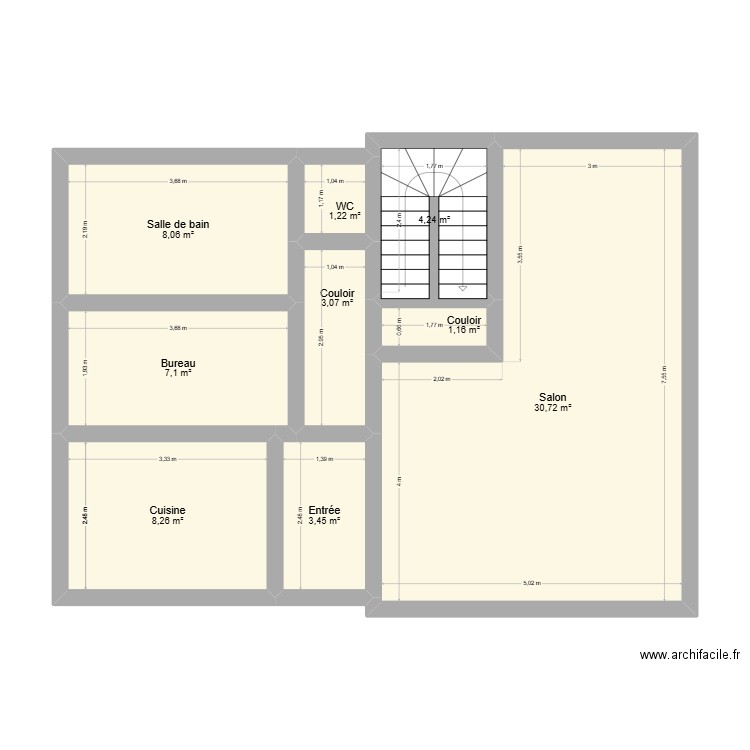 MAISON BAS. Plan de 9 pièces et 67 m2