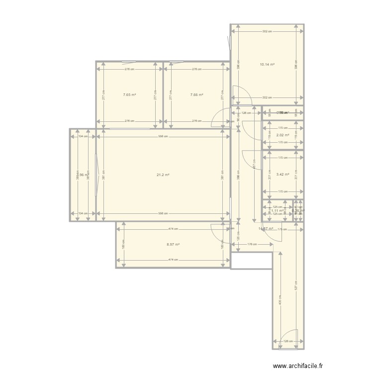JURYS Lucille. Plan de 12 pièces et 82 m2