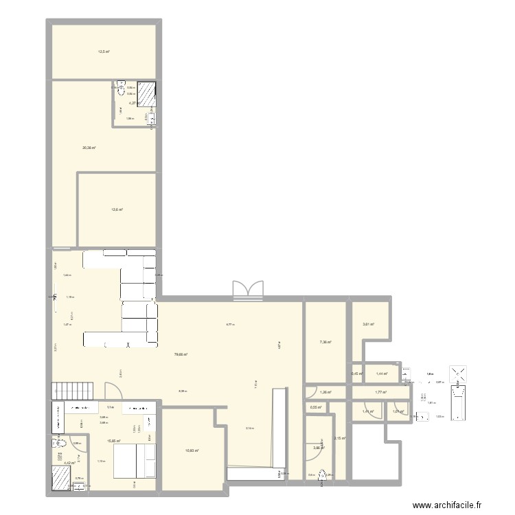 Plan Le Barp extension grande. Plan de 19 pièces et 185 m2