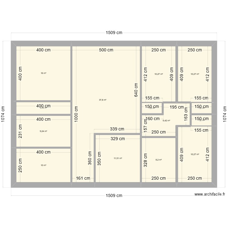 Plan 2. Plan de 14 pièces et 137 m2