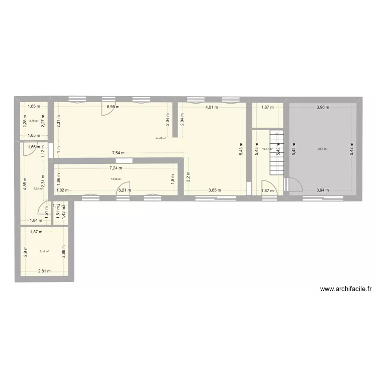RDC NOORDPEENE. Plan de 7  et 111 m²