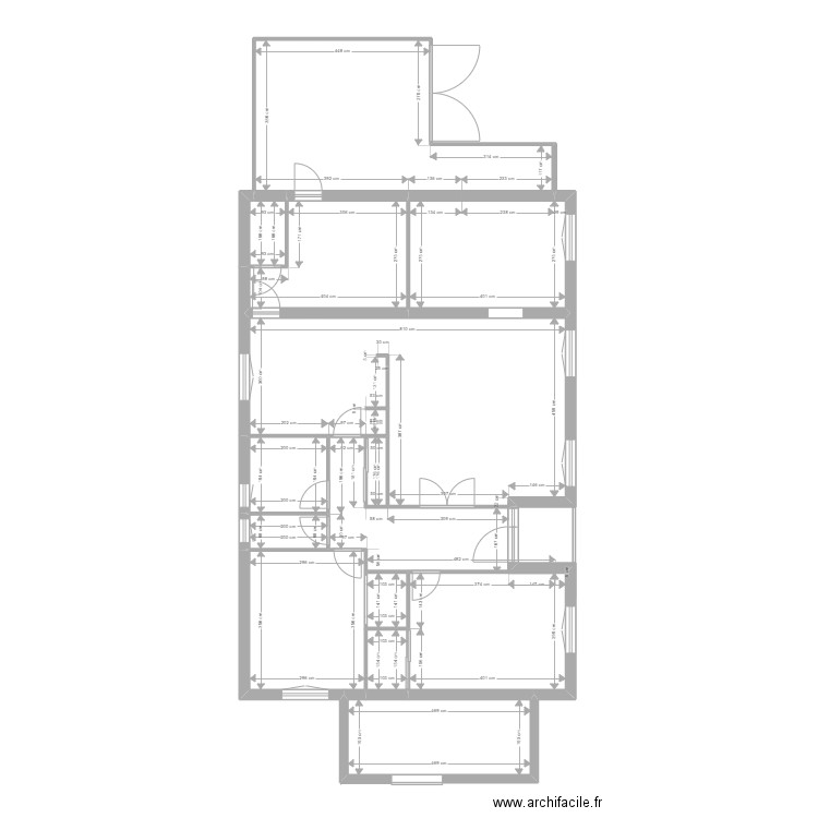 Tassigby. Plan de 17 pièces et 218 m2