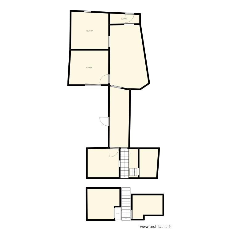 MAISON BRIE. Plan de 10 pièces et 86 m2