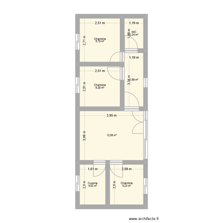 plan maison Yaoundé rond point express. Plan de 7 pièces et 41 m2
