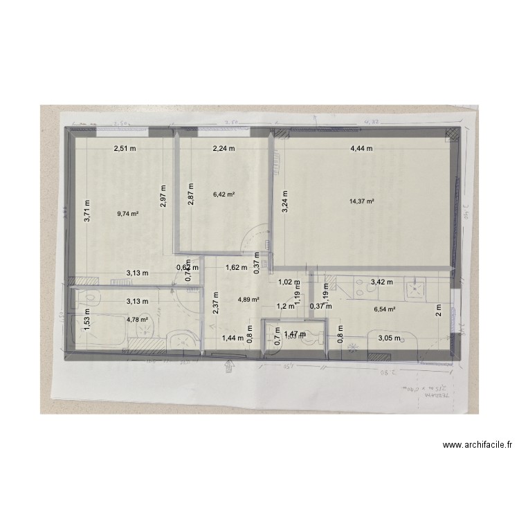 Helgueras. Plan de 7 pièces et 48 m2