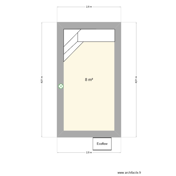 piscine. Plan de 1 pièce et 8 m2