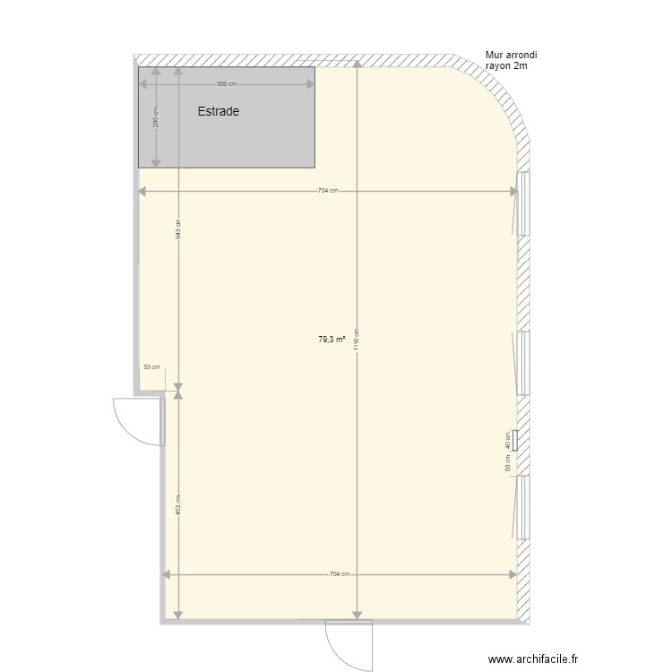 Salle de cours SportEquipement. Plan de 1 pièce et 79 m2