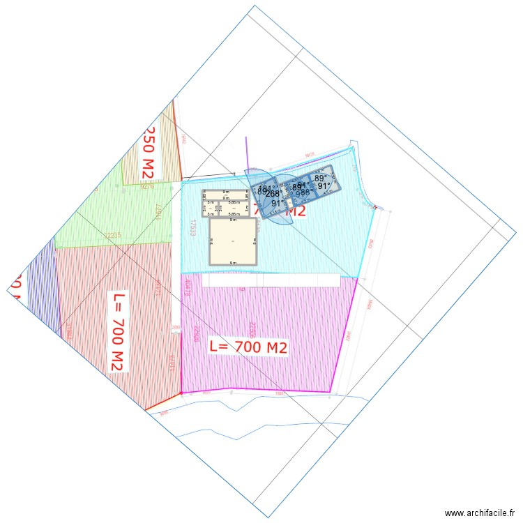 KEDUNGU 10. Plan de 8 pièces et 209 m2