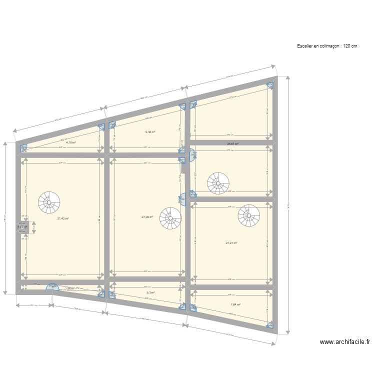 Plan Aubière Combles version 3. Plan de 10 pièces et 135 m2