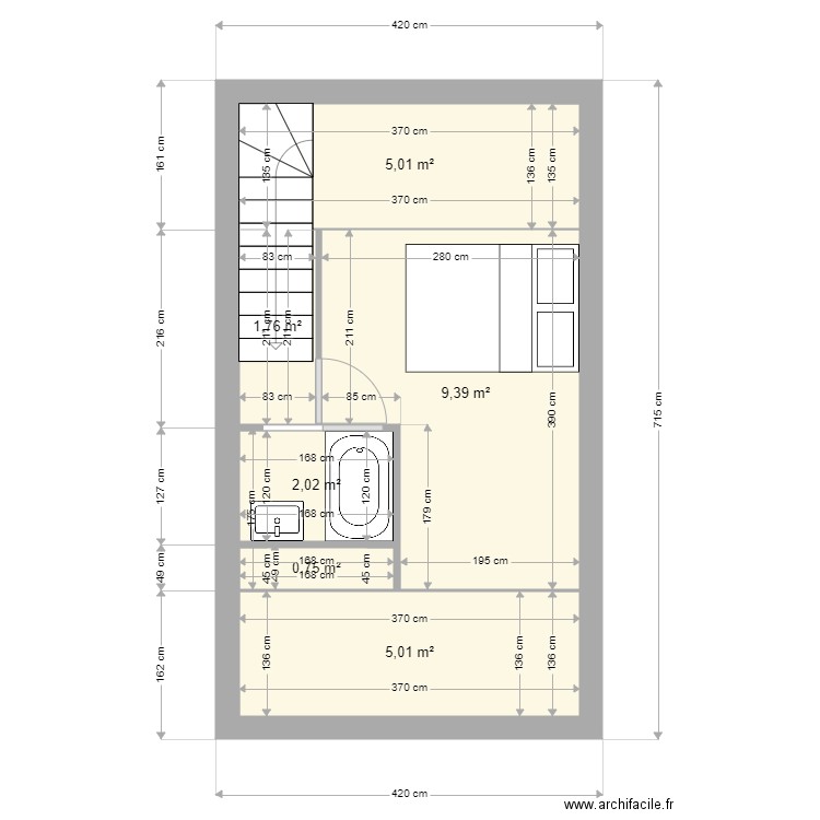 A coté Mamie. Plan de 27 pièces et 175 m2