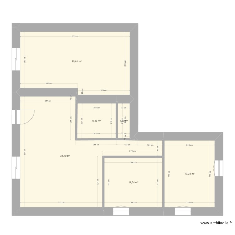 presbytère avant travaux. Plan de 6 pièces et 92 m2