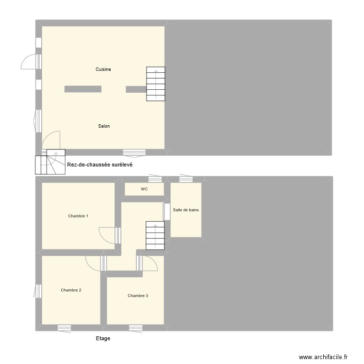 GR3302. Plan de 9 pièces et 136 m2