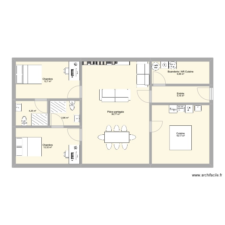 RDC KOTI. Plan de 8 pièces et 100 m2