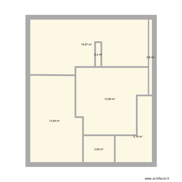 Grenier final. Plan de 7 pièces et 56 m2