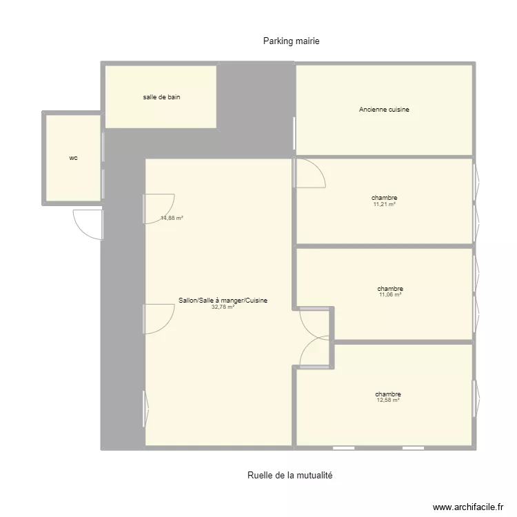 maison familiale apr&egrave;s travaux 1 (sans toiture). Plan de 
