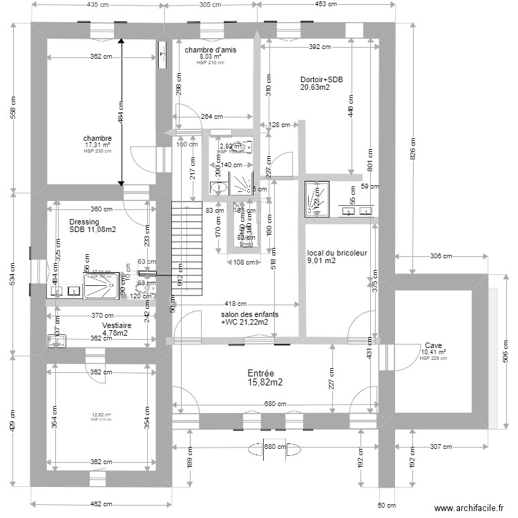 la fraise. Plan de 11 pièces et 195 m2