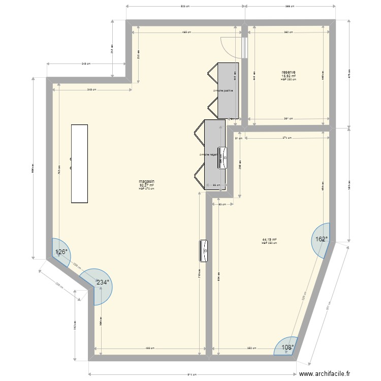 alimentataion fernandez. Plan de 3 pièces et 152 m2