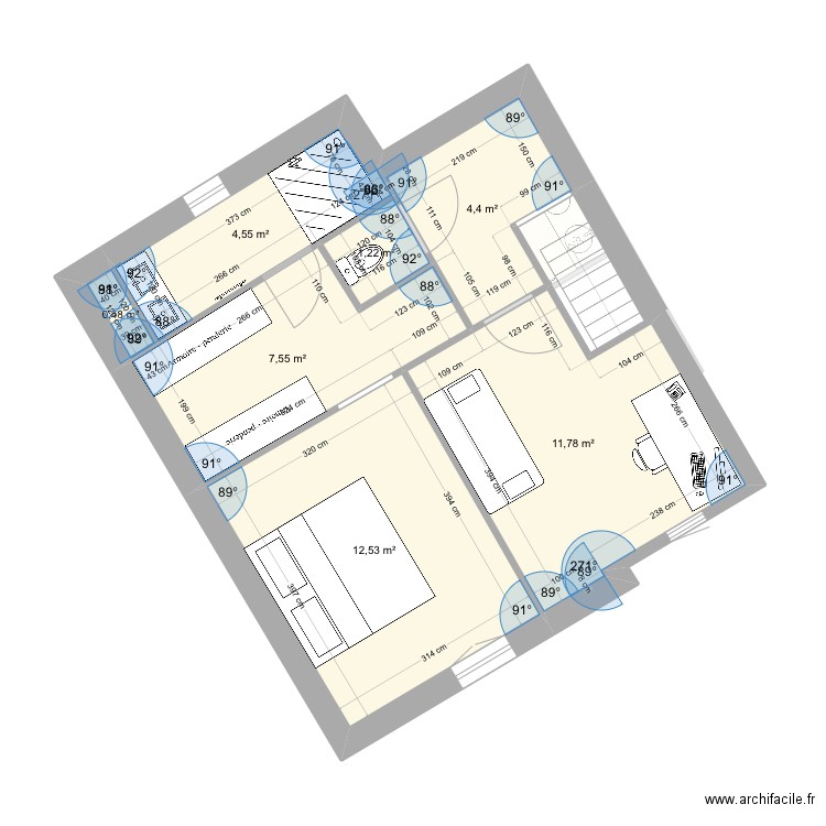 Nogent-Sur-Marne _ RDV4. Plan de 15 pièces et 128 m2