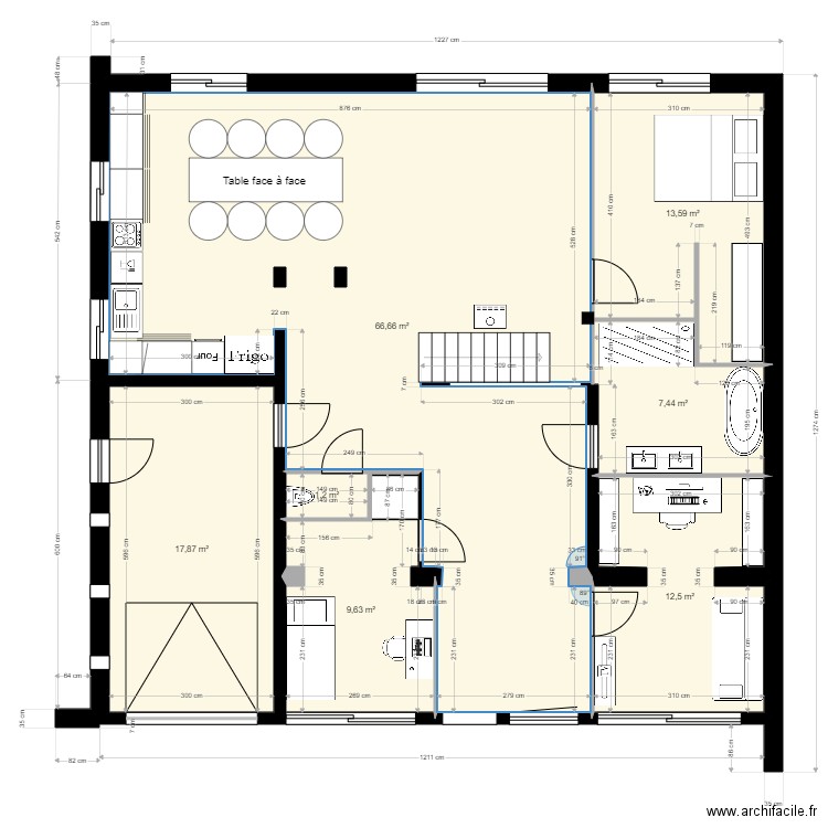 RDC Originale F. Plan de 7 pièces et 129 m2