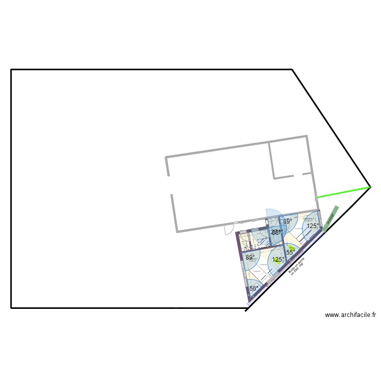 Triangle 2 Ch 29 M2 WC-SdE et mur. Plan de 5 pièces et 29 m2