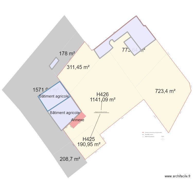 plan de masse v4. Plan de 5 pièces et 637 m2