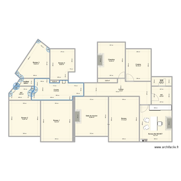 Bureau privatif. Plan de 0 pièce et 0 m2