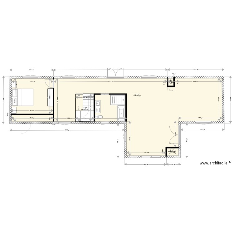 ss sans divisions avec fenetres et escalier placés. Plan de 0 pièce et 0 m2