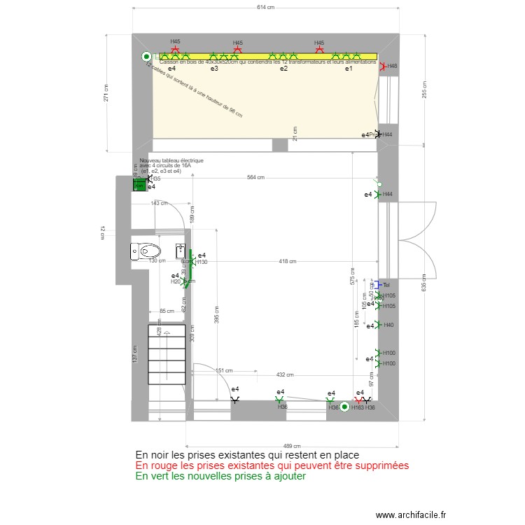 Prises électriques. Plan de 1 pièce et 10 m2