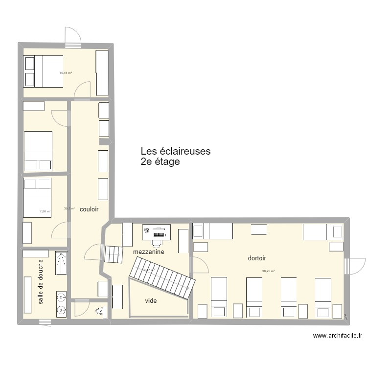 Les éclaireuses - 2e étage. Plan de 5 pièces et 109 m2